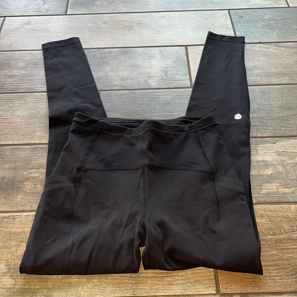 Lululemon Swift Speed Tight Size 4 28’ - image 1